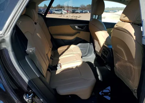 2019 Audi Q8 Prestige z USA, uszkodzony, nr VIN WA1CVAF14KD048191